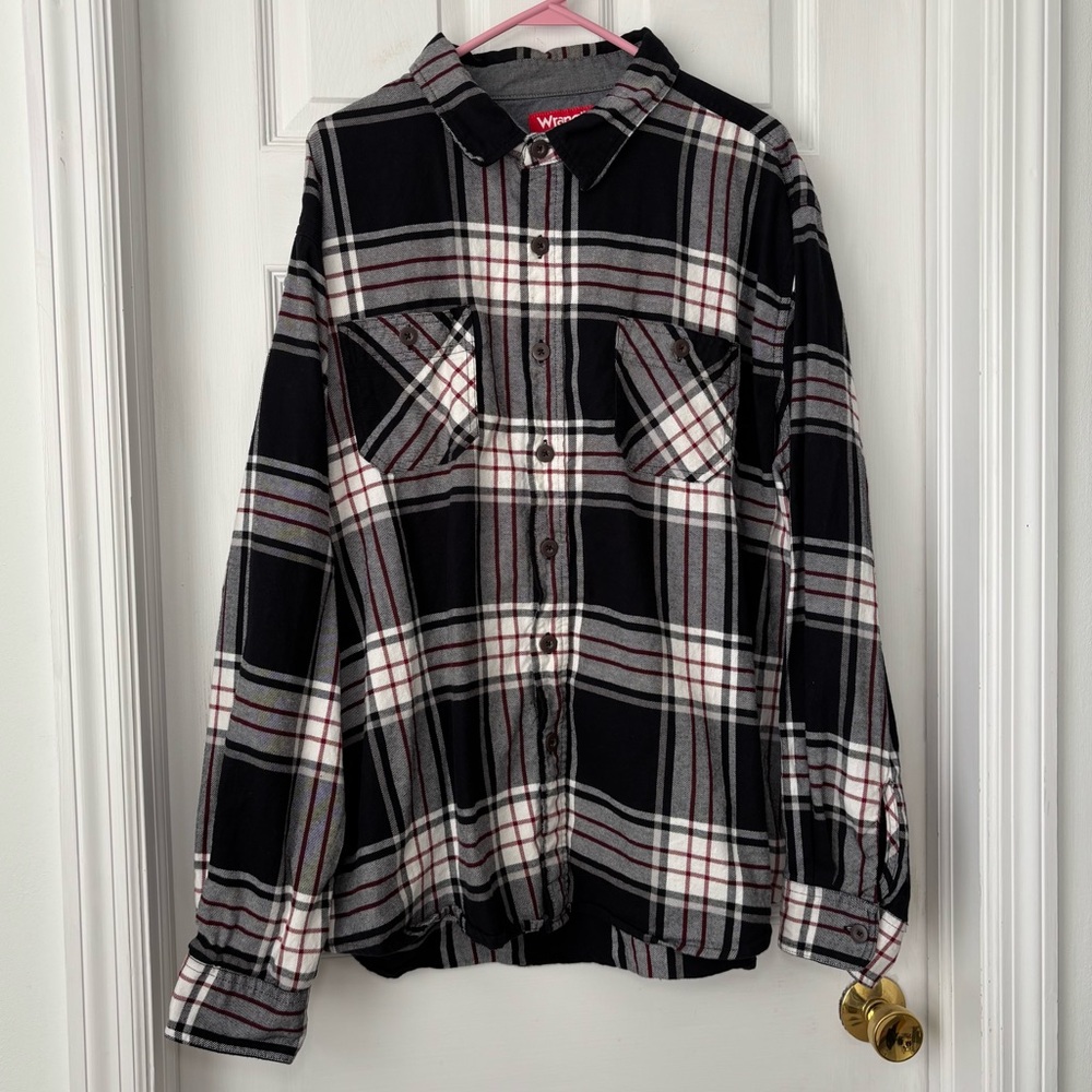 Wrangler Blue Plaid Flannel Button Down Shirt
